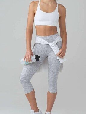 LULULEMON train times crop leggings size 4